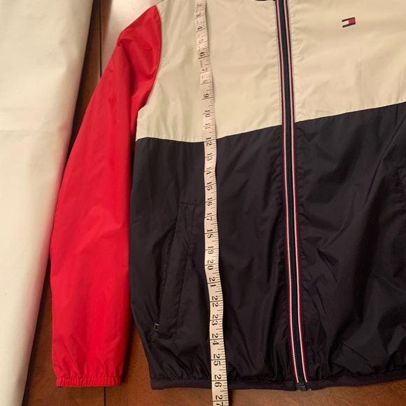 Tommy Hilfiger Hoodie Windbreaker Size Small. - Picture 5 of 9